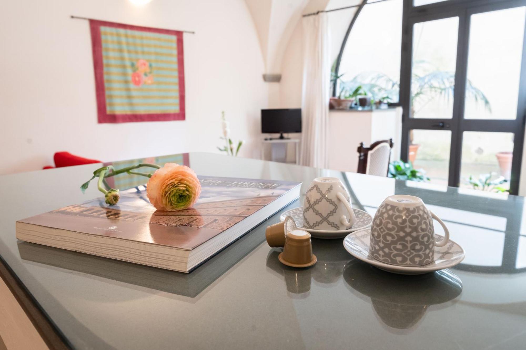 Characteristic Apartment In The Center Of Florenz Exterior foto